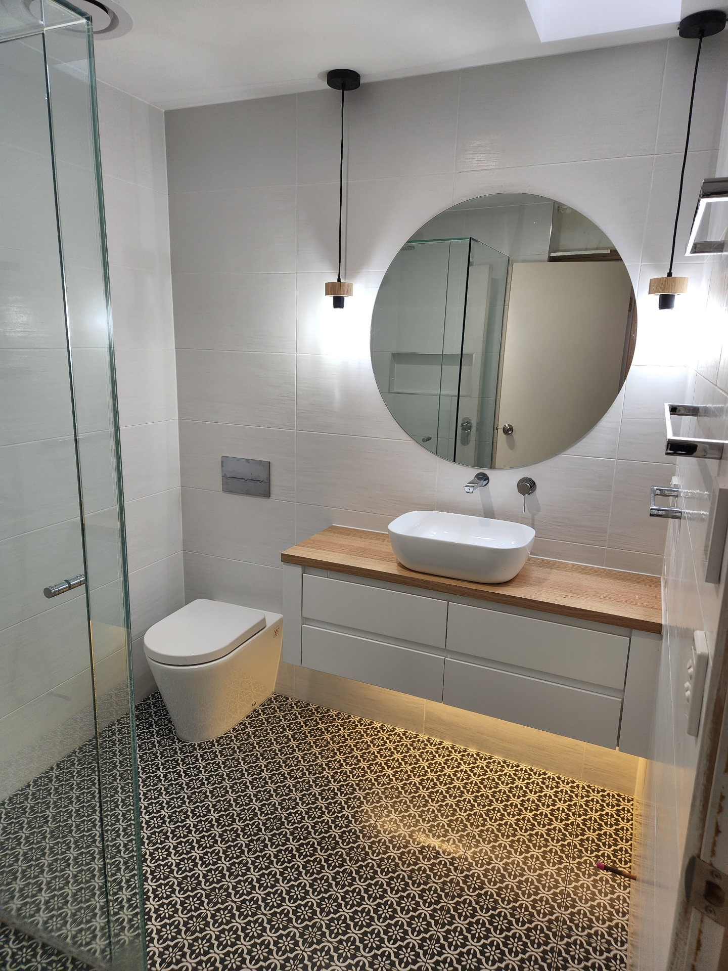 Extensions bathroom detail